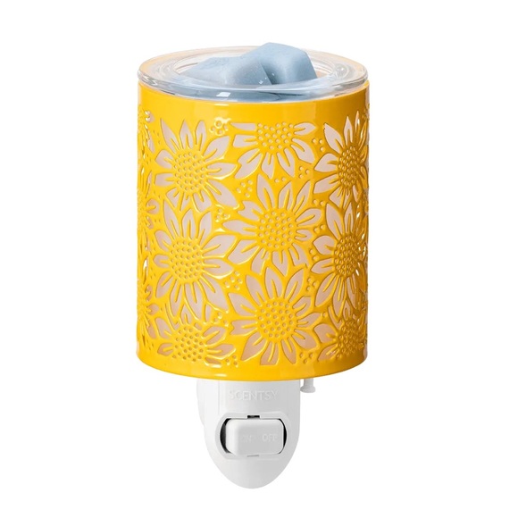 “Towards the sun“ mini wax warmer from Scentsy. Stunning yellow color. - Picture 3 of 4